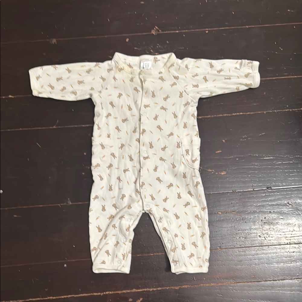 GAP Cream and Brown Footies Soft One Piece newborn